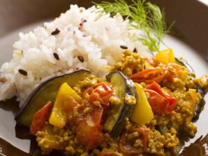 豚肉と夏野菜のキーマカレー